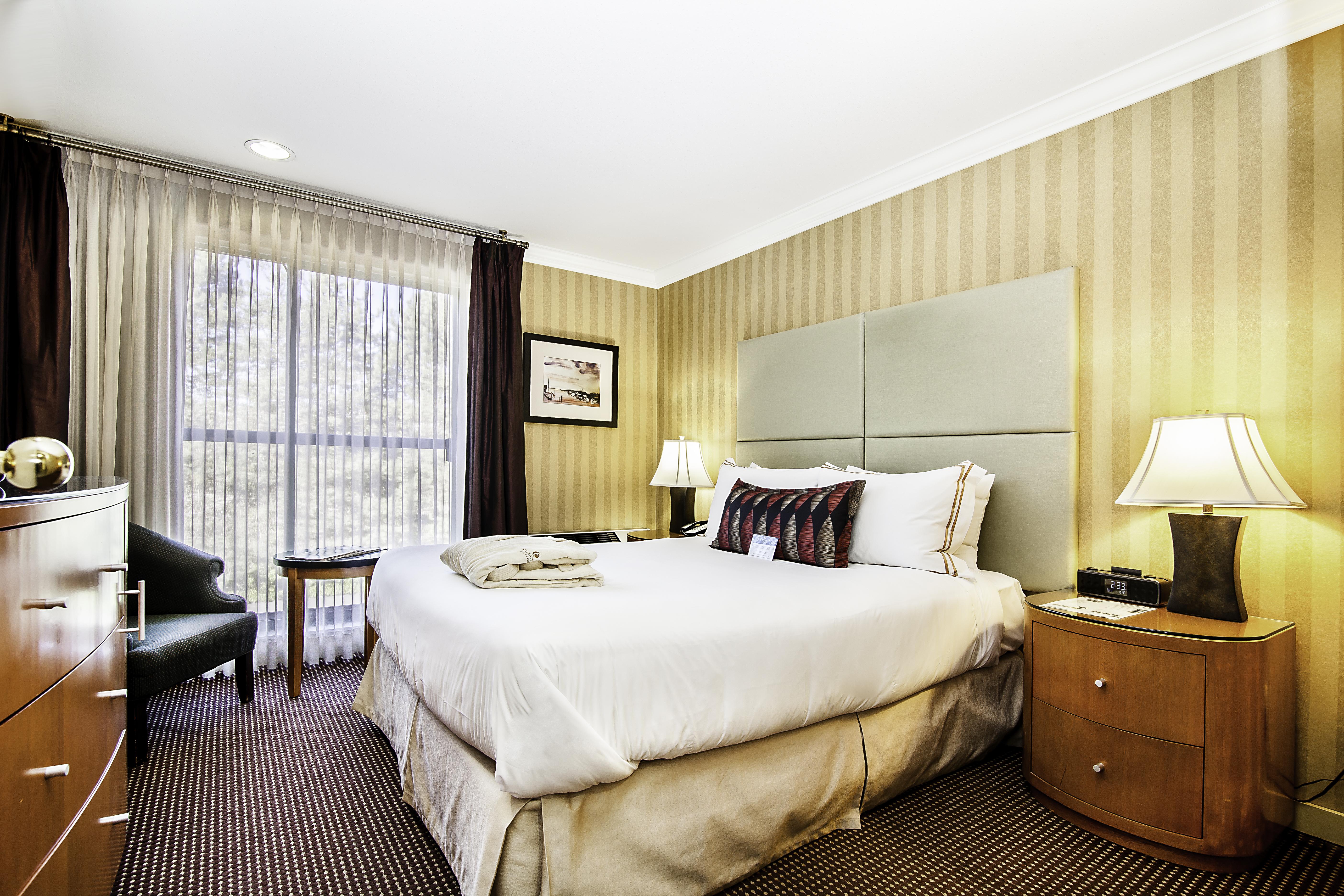 Executive Suites Hotel & Conference Center, Metro Vancouver Burnaby Ngoại thất bức ảnh