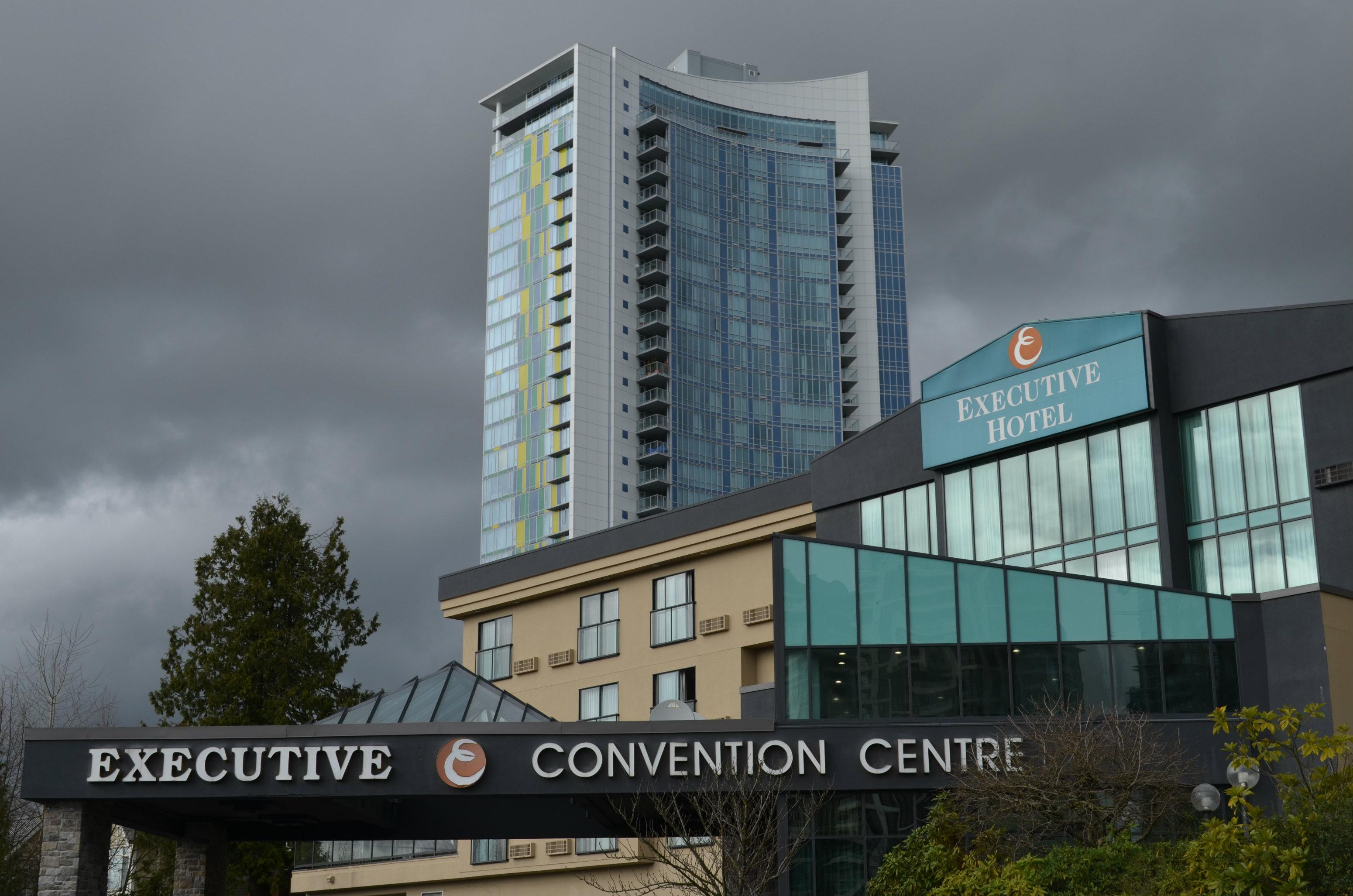 Executive Suites Hotel & Conference Center, Metro Vancouver Burnaby Ngoại thất bức ảnh
