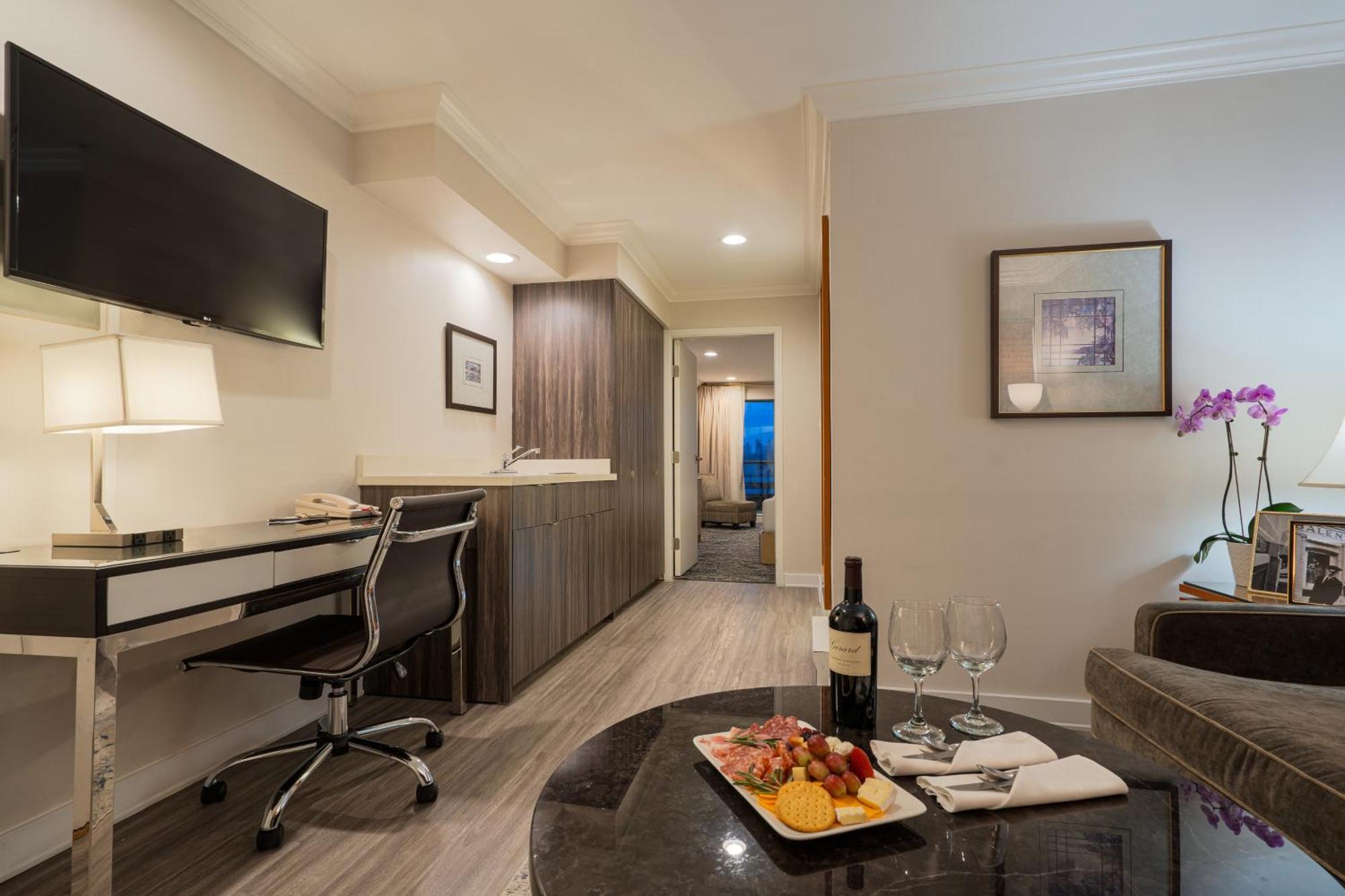 Executive Suites Hotel & Conference Center, Metro Vancouver Burnaby Ngoại thất bức ảnh