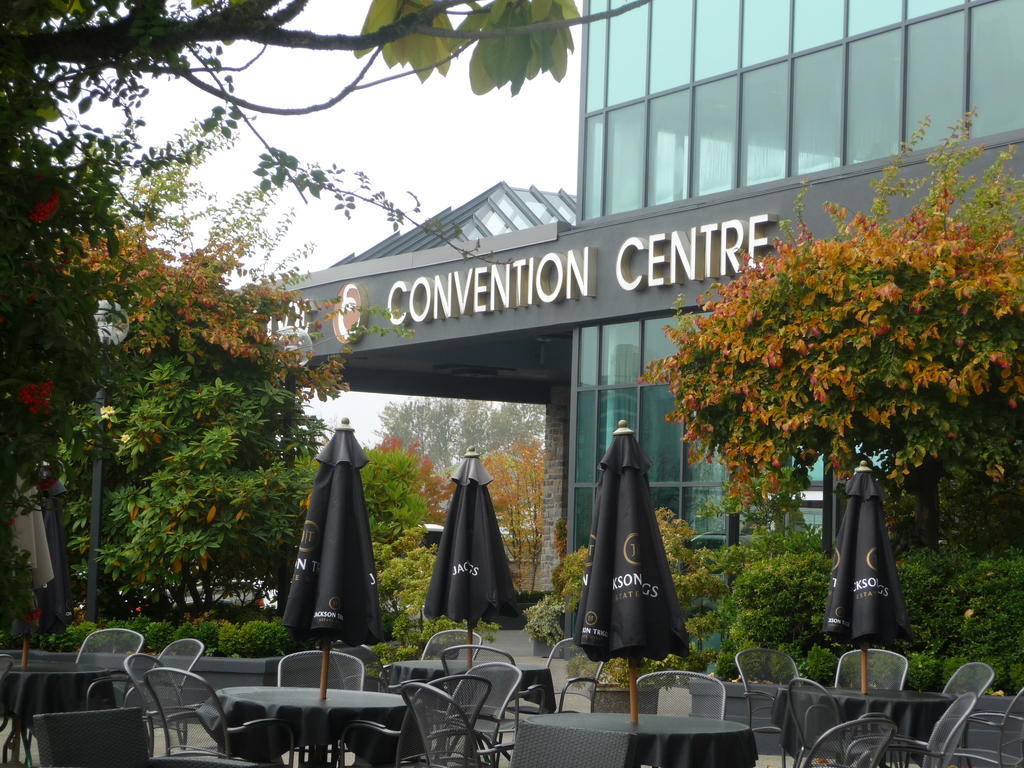 Executive Suites Hotel & Conference Center, Metro Vancouver Burnaby Ngoại thất bức ảnh